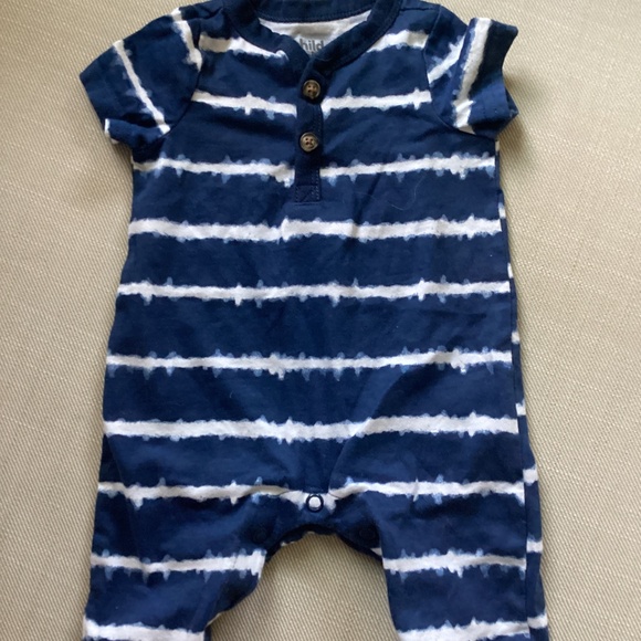 Baby bundle newborn items - Picture 3 of 6